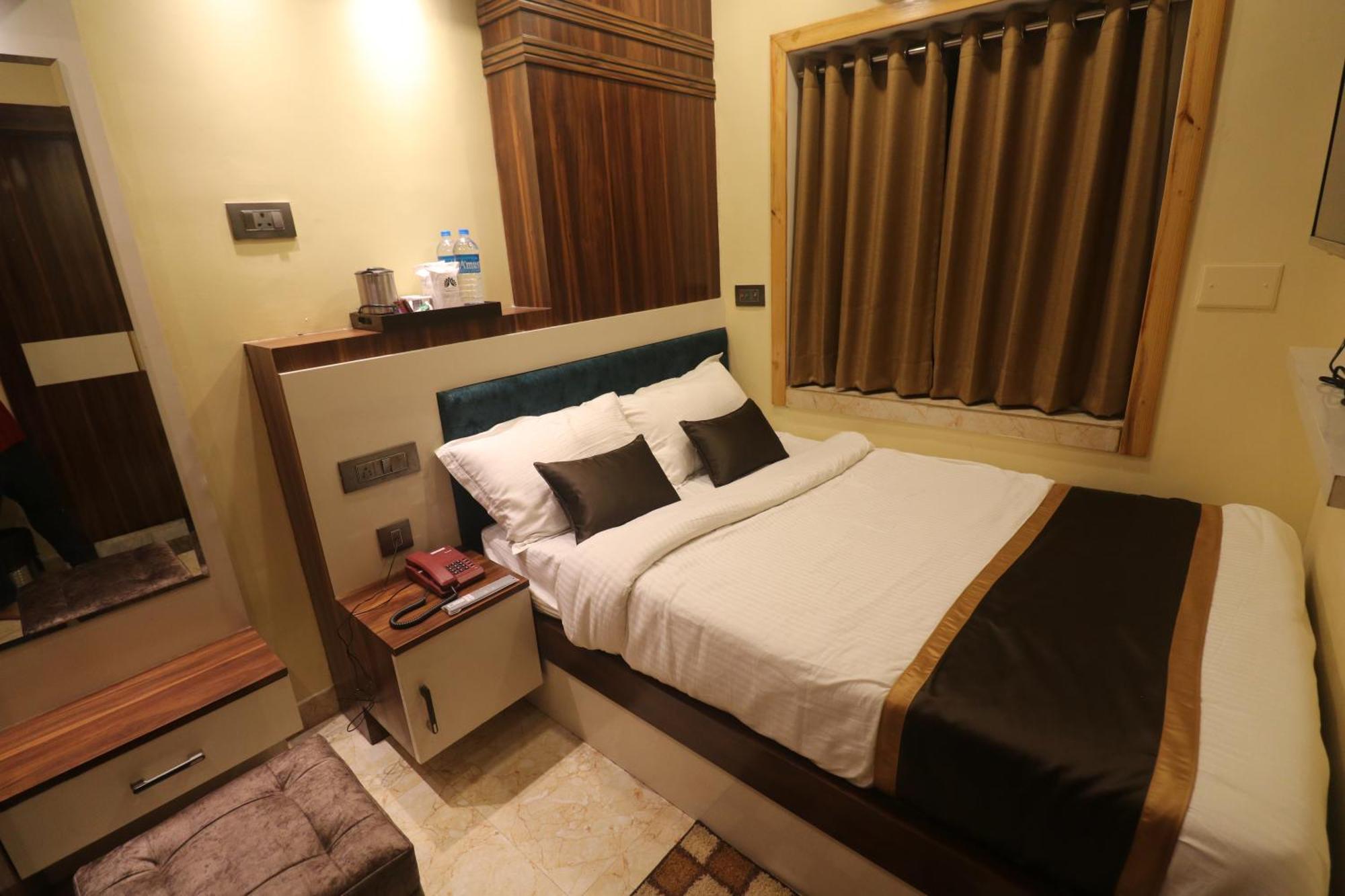 Mohar Residency Otel Kalküta Dış mekan fotoğraf