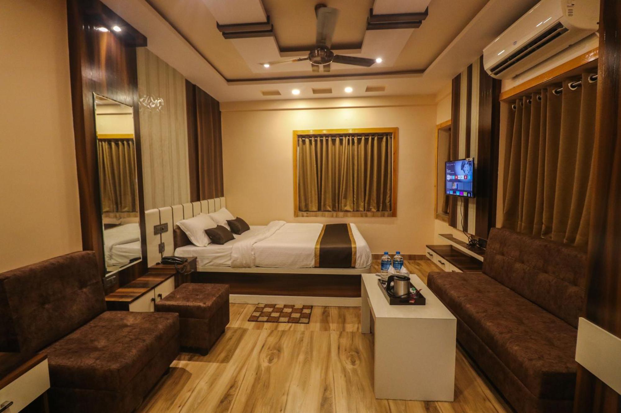 Mohar Residency Otel Kalküta Dış mekan fotoğraf